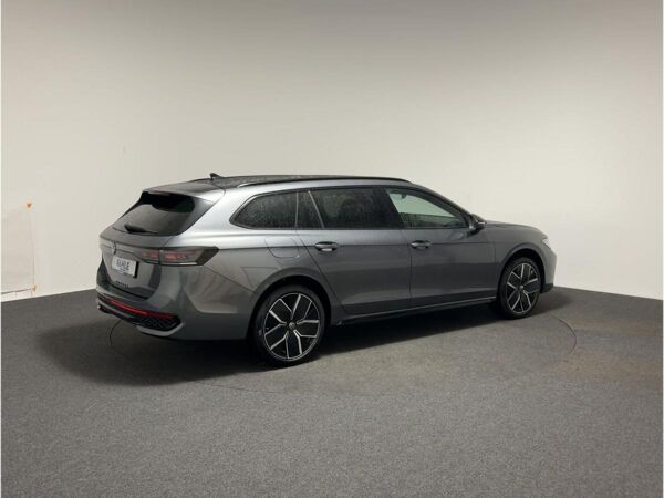 Volkswagen Passat R-Line 1.5 l eHybrid SOFORT VERFÜGBAR!  CarPlay Pano Hyb. bild 7