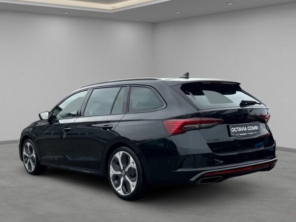 Skoda Octavia Combi 2.0 TSI 195 kW RS, AHK, Panorama-Schiebedach elektrisch bild 2