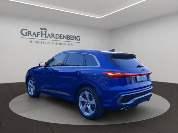 Audi Q5 SUV e-hybrid quattro bild 4