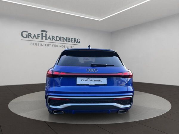 Audi Q5 SUV e-hybrid quattro bild 5