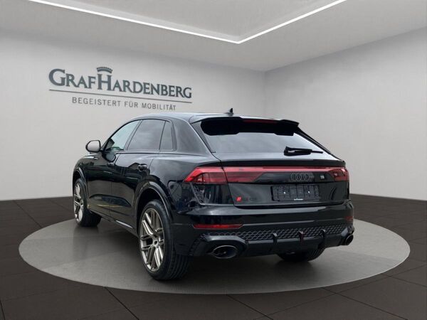 Audi RS Q8 SUV bild 4
