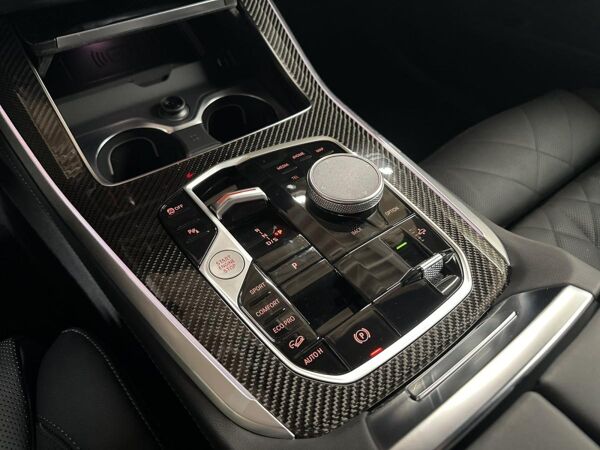 BMW X5 xDrive40d M Sportpaket Pro STHZ AHK Iconic Glow bild 7