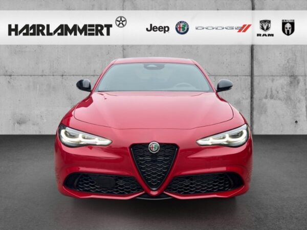 Alfa Romeo Giulia Veloce Q4 2.0 PDC+KAMERA+NAVI+CARPLAY+SHZ bild 4