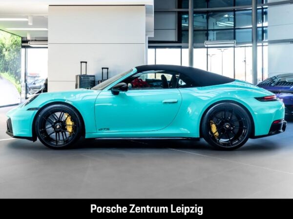Porsche 992 911 Carrera GTS Cabrio FnW mintgrünvBurmester PDDC PCCB Liftsystem 18 Wege Inno Drive bild 3
