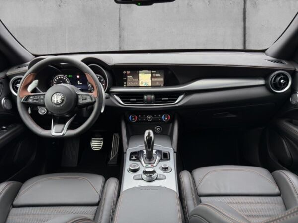 Alfa Romeo Stelvio Intensa Q4 2.0 PDC+KAMERA+CARPLAY+SHZ bild 3