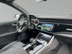 Audi RS Q8 performance SUV qu TFSI 471 kW tiptronic Pano B&O 23'' bild 6
