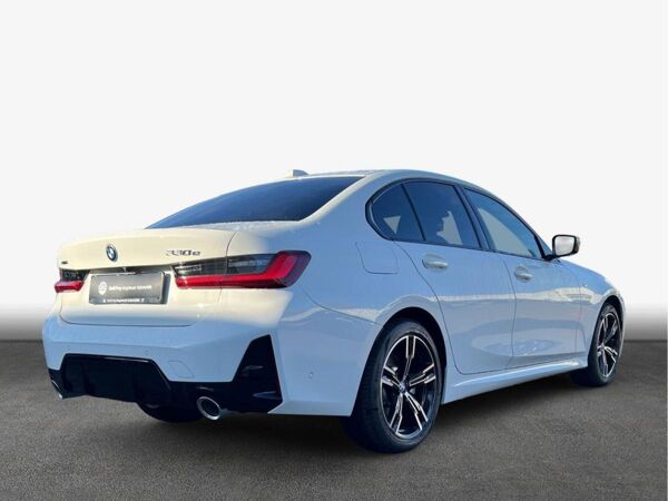 BMW 330 330e xDrive Aut. , 4-türig bild 2