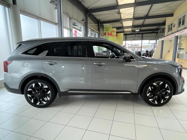 Kia Sorento PE 2.2D AWD Platinum  + 7Sitzer + Nappa Leder + Premium Plus Paket + Anhängerkupplung | SOFORT VERFÜ bild 5