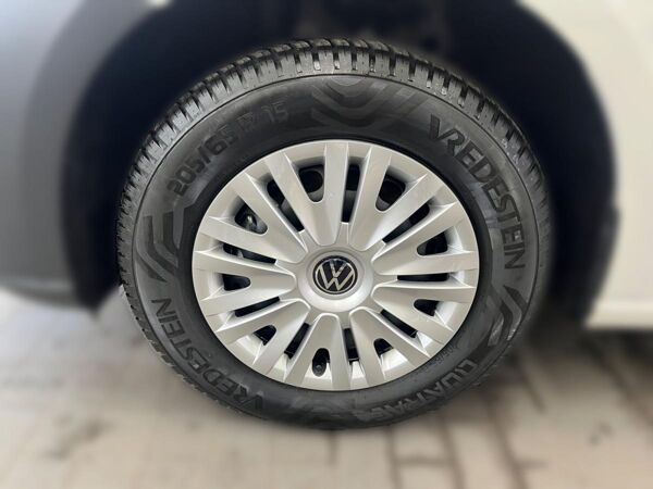 Volkswagen Caddy Cargo 2,0 l TDI EU6 SCR Fron tantrieb 6-Gang Radst. 2755 mm bild 2