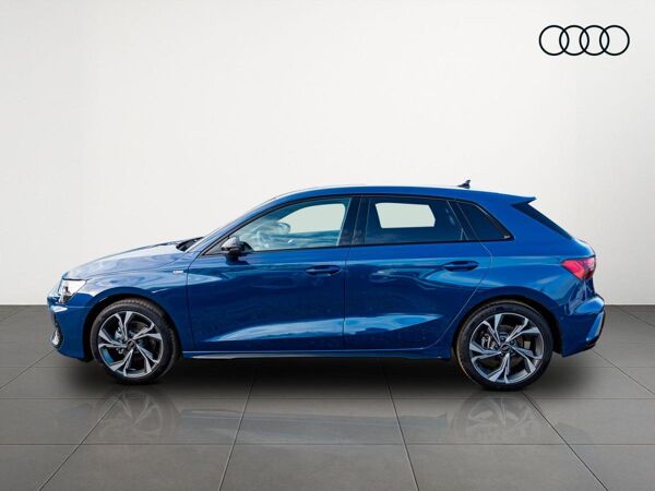 Audi A3 Sportback S line TFSI Stronic AHK SONOS S-Interieur Matrix bild 4