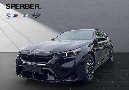 BMW M5 Tour., Comf.Pkt.,Driv.Ass.Prof.,Panorama,AHK,uvm.