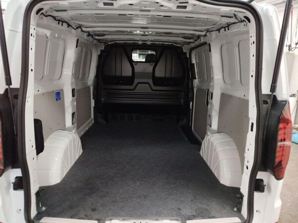 Volkswagen Transporter e-Transporter Kasten BEV Radst. 3100 mm *SOFORT VERFÜGBAR* bild 5