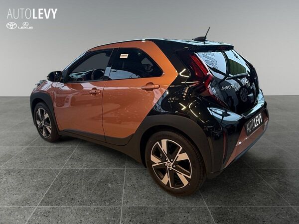 Toyota Aygo X Teamplayer Voll-Hybrid +SHZ+0,99% Zins bild 6