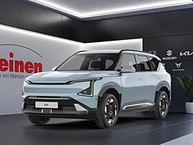 Kia EV5 81 kWh AIR NAVI BLUETOOTH 530 KM REICHWEITE E-Auto-Förderung Kia EV5 81 kWh AIR NAVI BLUETOOTH 530 KM REICHWEITE E-Auto-Förderung