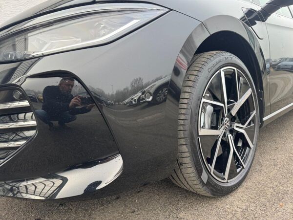 Volkswagen Passat Elegance 1.5 eHybrid DSG *Leder*Pano*AHK* !! sofort verfügbar !! bild 7
