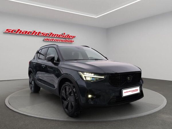 Volvo XC40 B3 B DKG Plus Black Edition+AHZV+Licht-Pak bild 4
