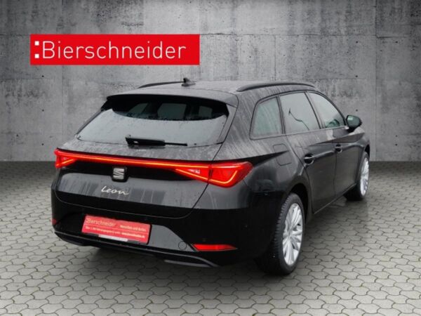 Seat Leon Sportstourer 1.5 TSI DSG Road Edition AHK NAVI LED DAB FULL LINK 17 bild 5