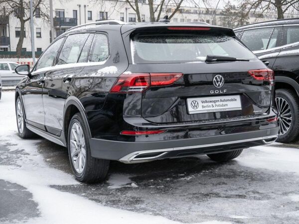 Volkswagen Golf VIII Variant 2.0 TDI DSG 4M Alltrack Navi bild 5