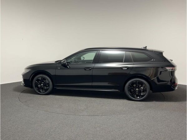 Volkswagen Passat R-Line 2.0 l TDI DSG SOFORT VERFÜGBAR! CarPlay Black Matrix bild 5