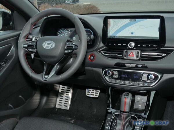 Hyundai i30 N-LINE KOMBI NAVI LED SHZ DCT CAM CARPLAY bild 3