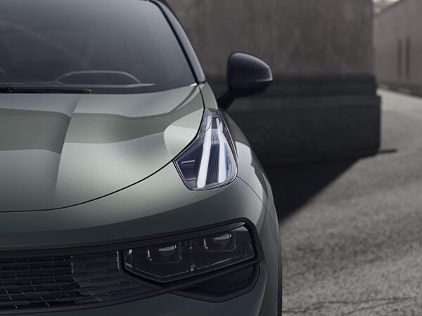 LYNK & Co 01 CORE / Alle Farben! / GEWERBE bild 5