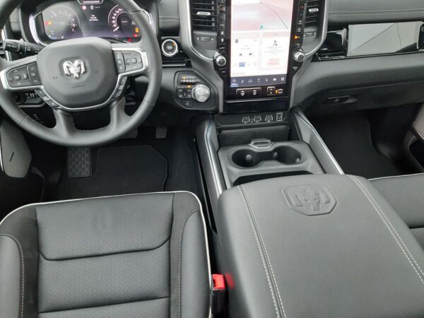 Dodge RAM 1500 bild 2