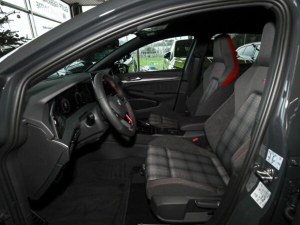 Volkswagen Golf GTI 2.0 TSI DSG Kamera Light Assist Winter bild 6
