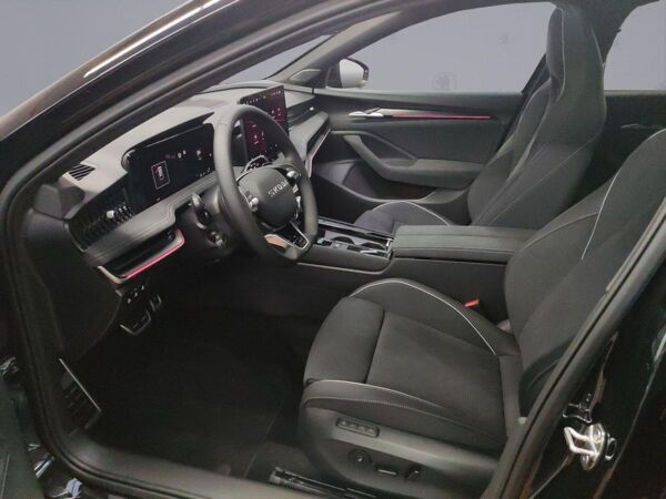 Skoda Superb Combi Sportline 2.0 TDI DSG 4x4 AHK ACC bild 5