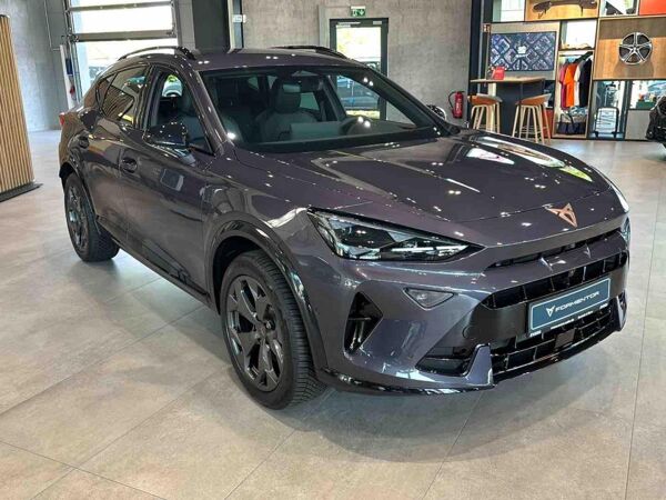 Cupra Formentor 1.5 eTSI DSG MATRIX GJR SENNHEISER bild 3