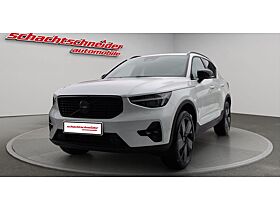 Volvo XC40 B3 B DKG Plus Black Edition... Volvo XC40 B3 B DKG Plus Black Edition...