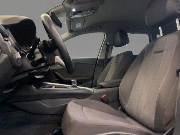 Audi A4 Avant advanced 40 TDI AHK Navi virtual LED DAB bild 7