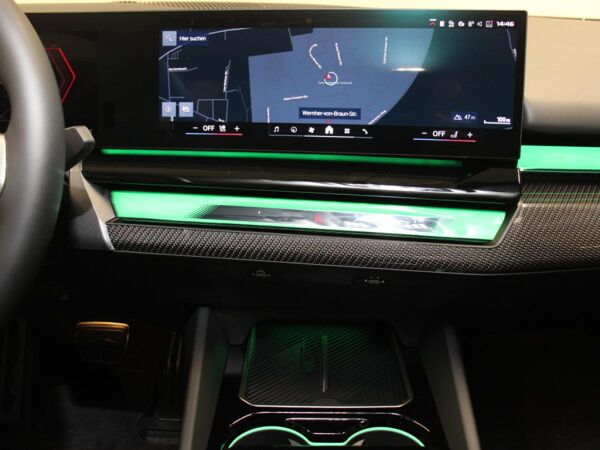 BMW M5 M Drivers Package Comfort Paket Driving Assistant uvm. bild 7