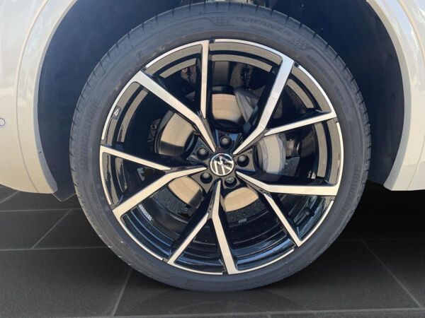 Volkswagen Touareg R-Line 3.0 TDI 4 Motion bild 6