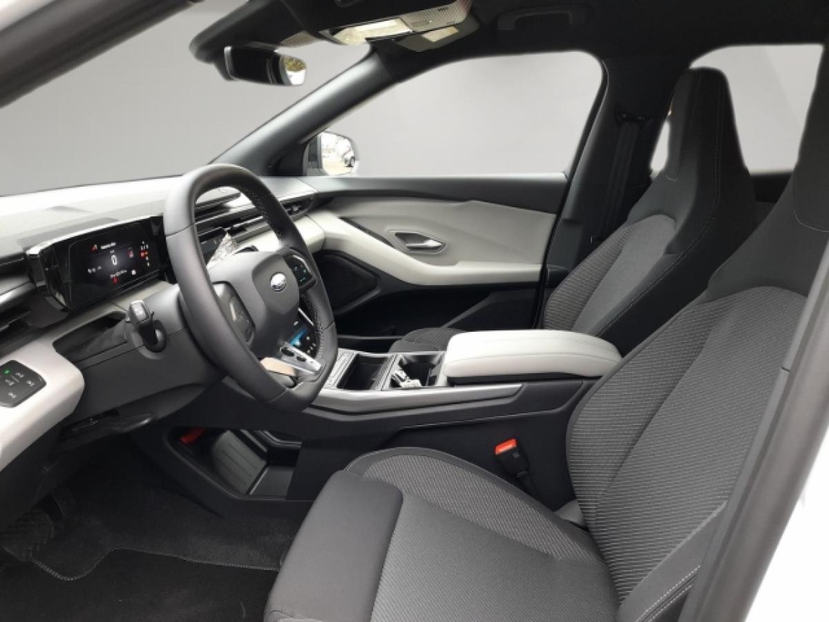 Ford Capri Select RWD ER 77kWh Fahrerass.-P. GJR Wärmepumpe HUD Navi Digitales Cockpit bild 7