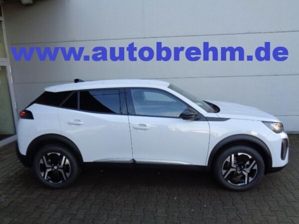 Peugeot 2008 Hybrid 145 e-DSC Allure Allwetterr., Navi bild 1