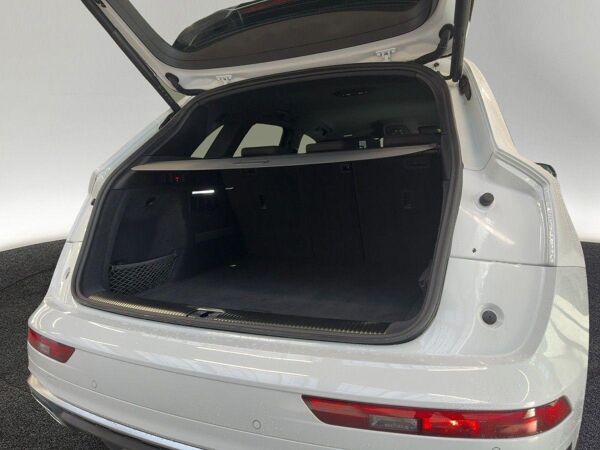 Audi Q5 S line 40 TDI quattro Matrix Kamera AHK Navi bild 6