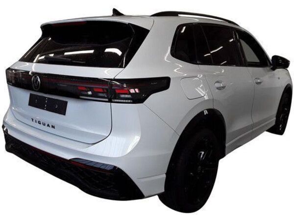 Volkswagen Tiguan 2.0 TDI DSG 4Motion R-Line Navi IQ.Light DAB+ FrontAssist bild 2