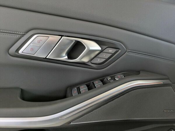 BMW M3 Competition Lim ++SOFORT VERFÜGBAR++TOPDEAL bild 6