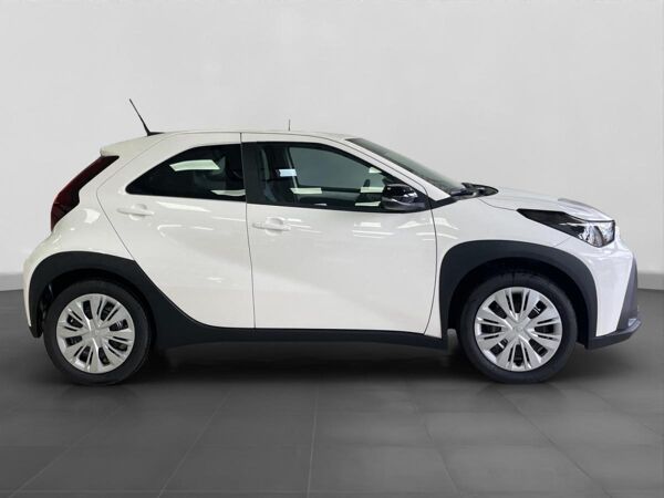 Toyota Aygo X Active  116PS Hybrid 2026 Modell Sitzheizung / Alu  🚀​🚀​Engelbart-Deal🚀​🚀 bild 5