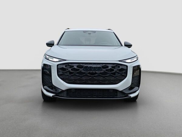 Audi Q3 SUV 2.0 TFSI quattro MATRIX HUD Virtual 360° bild 3