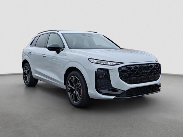 Audi Q3 SUV 2.0 TFSI quattro MATRIX HUD Virtual 360° bild 4