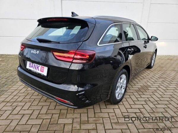Kia Ceed SW Sportswagon*Ultimate Edition*Wartung-Verschleiss*1.5*ACC*Kamera* bild 4