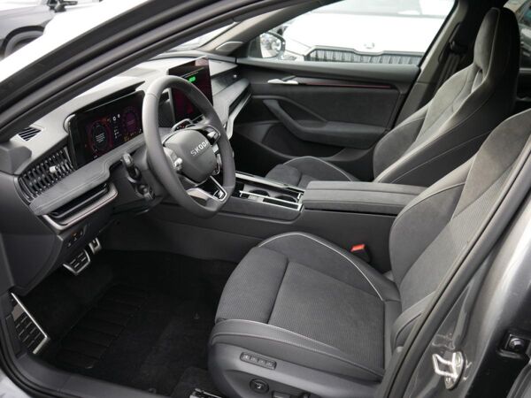 Skoda Superb Combi 2.0 TDI Sportline 4X4 PANO MEMORY HUD AHK *867* bild 7