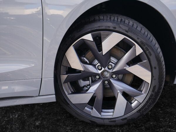 Skoda ENYAQ RS Lounge MATRIX-LED KEYLESS 360° PANO AHK *887* bild 5