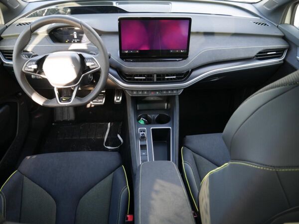 Skoda ENYAQ RS Lounge MATRIX-LED KEYLESS 360° PANO AHK *887* bild 6