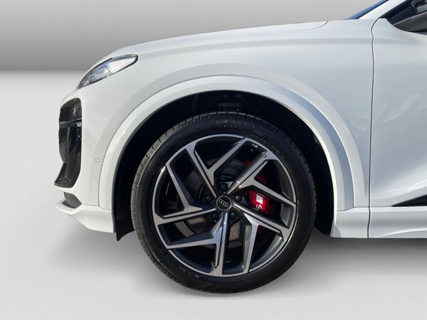 Audi SQ6 e-tron quattro Matrix Pano HUD B&O 360° AHK bild 5
