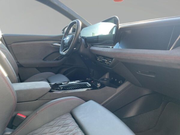 Audi SQ6 e-tron SUV edition one B&O Pano 360°Kamera Matrix bild 6