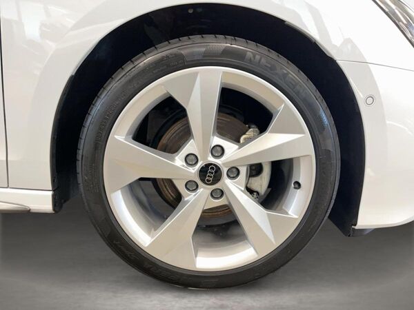 Audi A3 Sportback 35 TFSI S tronic S line ACC AUT HUD bild 4