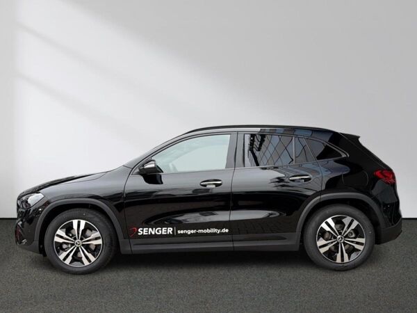 Mercedes-Benz GLA 180 d Progressive Distronic Panorama 360°-K. bild 2