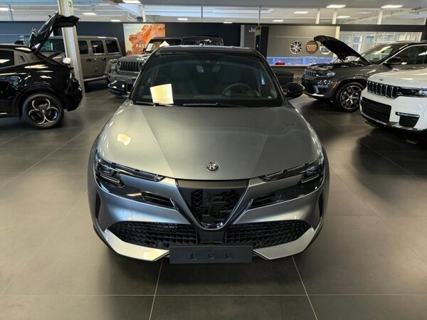 Alfa Romeo Junior Speciale 1.2 VGT 48V-Hybrid DCT in 6 Varianten  Verfügbar Abholung Mannheim bild 5